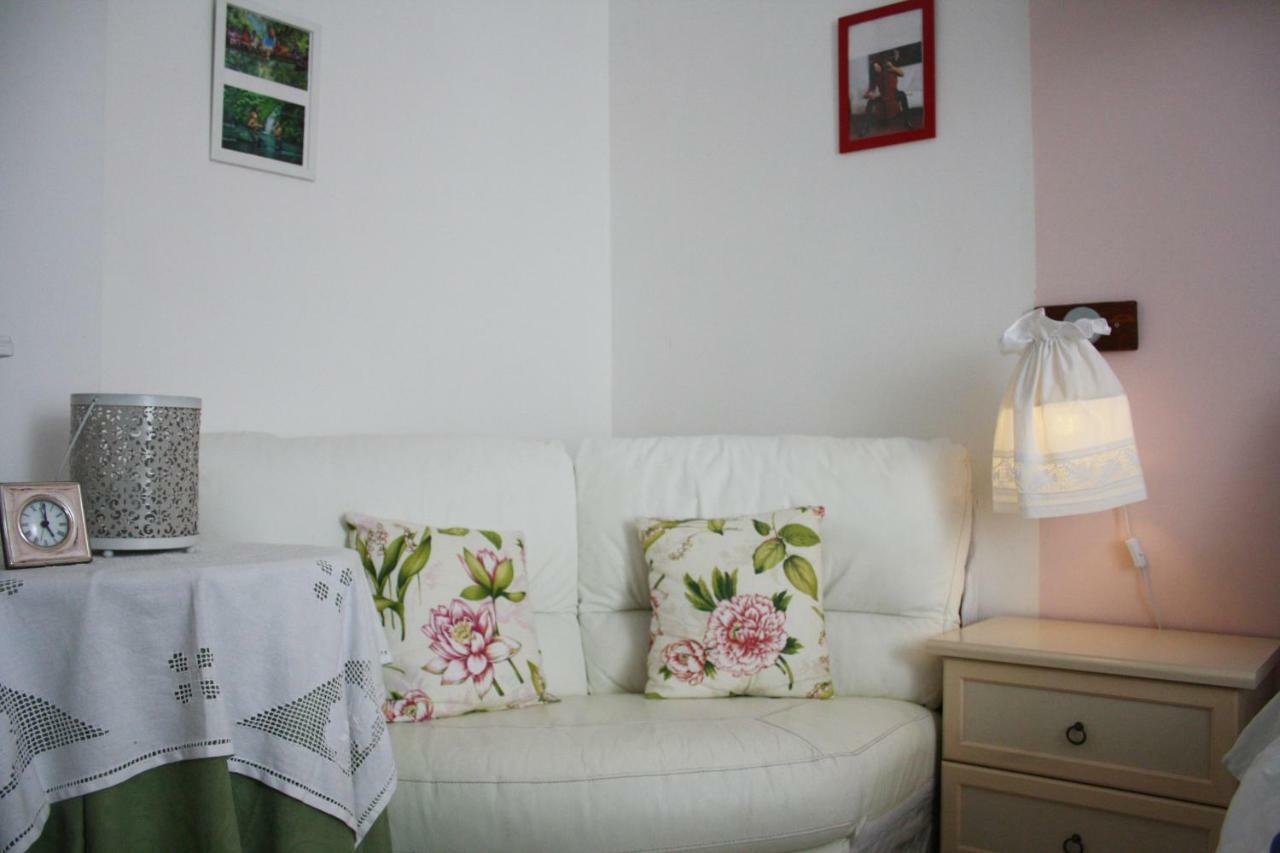 La Cascata Bed & Breakfast Ночи Екстериор снимка